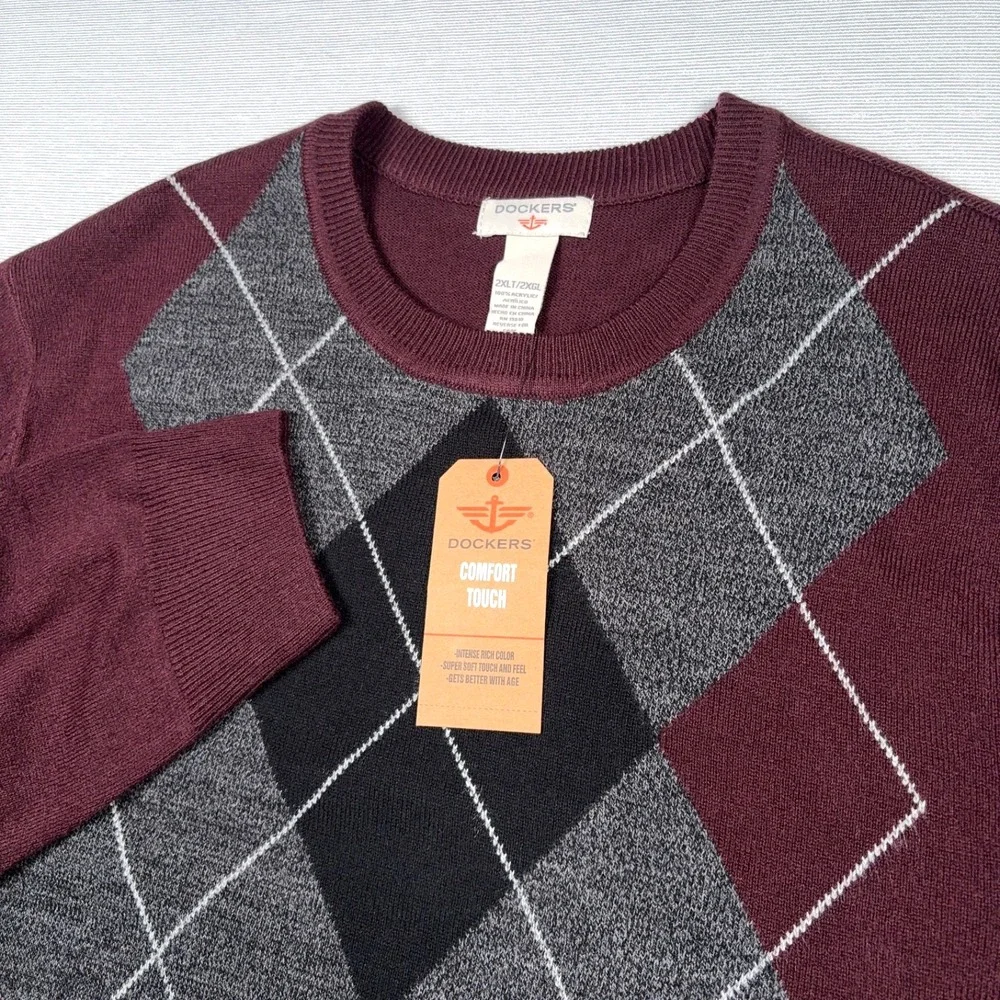 Dockers Sweater Mens 2XLT Burgundy Acrylic Long Sleeve Argyle Crew Neck NEW